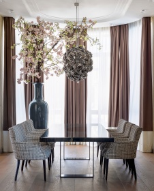 Фото интерьера столовой дома в стиле фьюжн