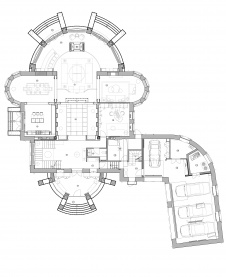 Планировка 1 этажа 3-х этажного особняка в Подмосковье.