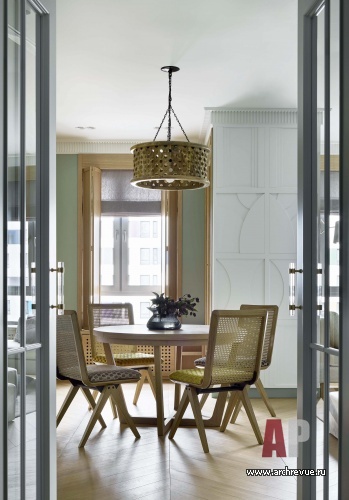 Фото интерьера столовой квартиры в стиле эко