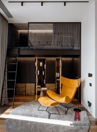 Фото интерьера библиотеки квартиры в стиле лофт