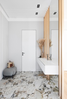 Фото интерьера входной зоны дома в скандинавском стиле
