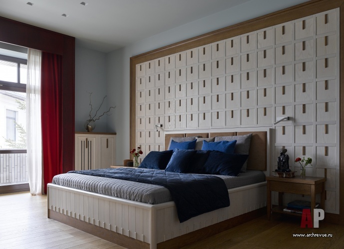 Фото интерьера спальни дома в современном стиле