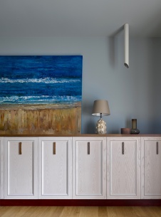 Фото интерьера спальни дома в современном стиле