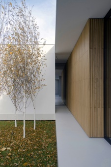 Фото фасада дома в стиле минимализм