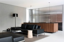 Фото интерьера гостиной дома в стиле минимализм