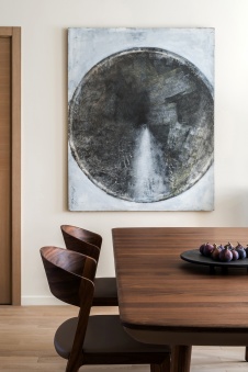 Фото интерьера столовой квартиры в стиле минимализм