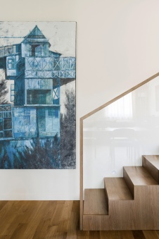 Фото лестницы квартиры в стиле минимализм