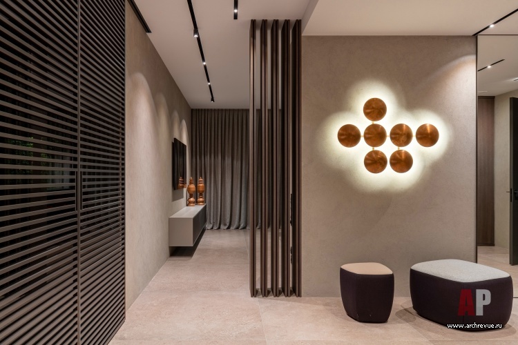 Фото интерьера входной зоны квартиры в стиле фьюжн