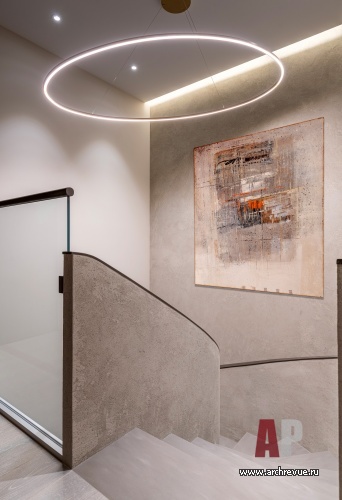 Фото лестницы квартиры в стиле фьюжн