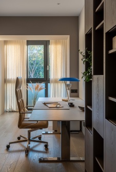 Фото интерьера кабинета квартиры в стиле фьюжн