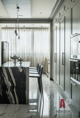 Фото интерьера кухни квартиры в американском стиле