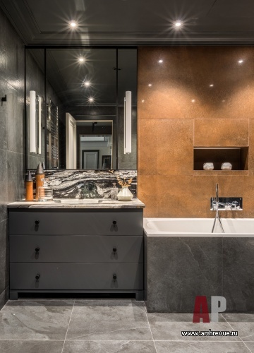 Фото интерьера ванной комнаты квартиры в американском стиле