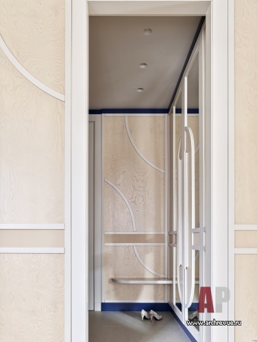 Фото интерьера входной зоны квартиры в стиле фьюжн