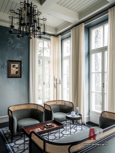 Фото интерьера будуара дома в стиле неоклассика