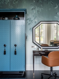 Фото интерьера будуара дома в стиле неоклассика