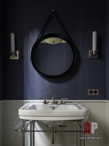 Фото интерьера санузла дома в стиле неоклассика