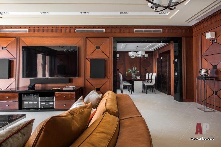 Фото интерьера кинозала пентхауса в стиле ар-деко
