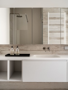 Фото интерьера санузла квартиры в стиле минимализм