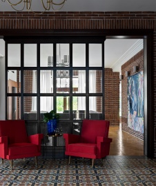 Фото интерьера входной зоны дома в стиле фьюжн