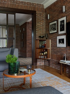 Фото интерьера гостиной дома в стиле фьюжн