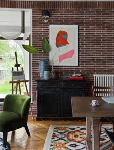 Фото интерьера гостиной дома в стиле фьюжн