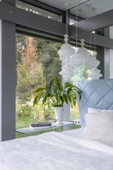 Фото интерьера спальни дома в стиле минимализм