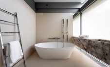 Фото интерьера ванной дома в стиле минимализм