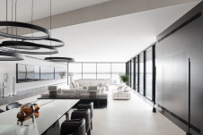 Фото интерьера гостиной дома в стиле минимализм