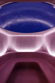 Фото интерьера хаммама деревянного дома в современном стиле