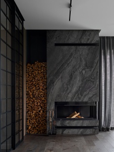 Фото интерьера каминной дома в современном стиле