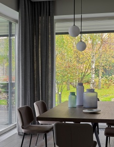 Фото интерьера столовой дома в современном стиле