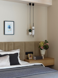 Фото интерьера спальни дома в современном стиле