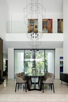 Фото интерьера столовой дома в стиле минимализм