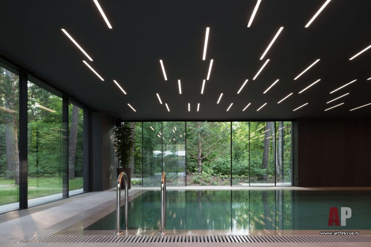 Фото бассейна дома в стиле минимализм