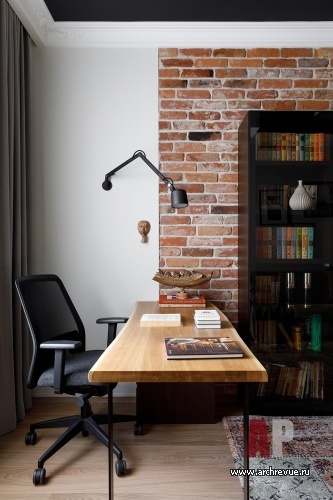 Фото интерьера кабинета квартиры в стиле фьюжн