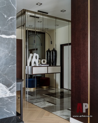 Фото интерьера входной зоны квартиры в стиле минимализм