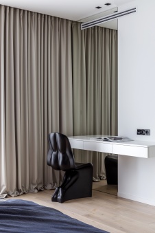 Фото интерьера спальни дома в стиле минимализм