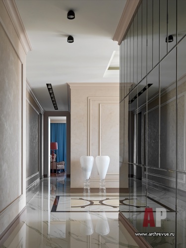 Фото интерьера коридора пентхауса в стиле ар-деко