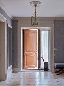 Фото интерьера входной зоны дома в американском стиле