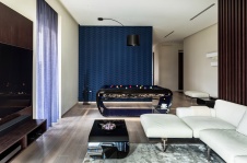 Фото интерьера бильярдной квартиры в стиле минимализм