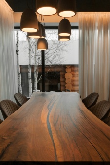 Фото интерьера столовой дома в стиле минимализм