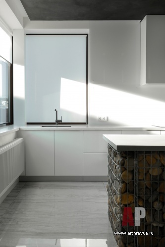 Фото интерьера кухни дома в стиле минимализм