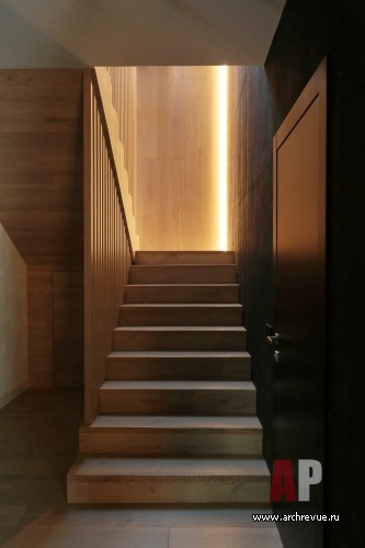 Фото лестницы дома в стиле минимализм