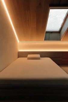 Фото интерьера спальни дома в стиле минимализм