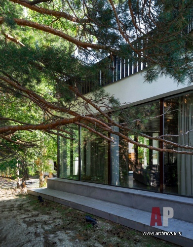 Фото фасада дома в стиле минимализм