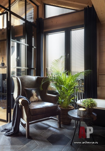 Фото интерьера санузла дома в стиле шале