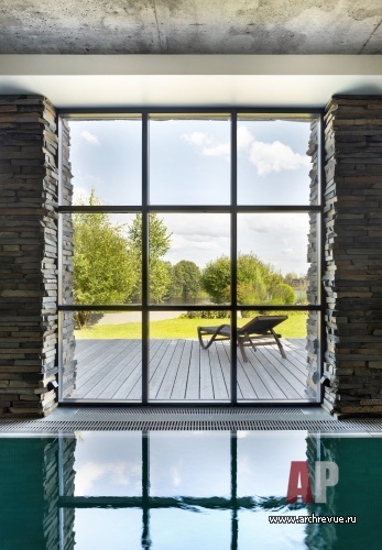 Фото интерьера бассейна дома в стиле шале