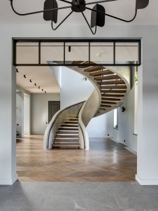 Фото интерьера входной зоны дома в стиле фьюжн