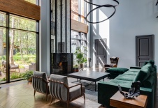 Фото интерьера гостиной дома в стиле фьюжн