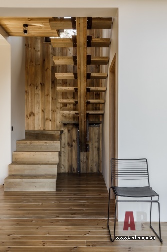 Фото лестницы дома в стиле кантри